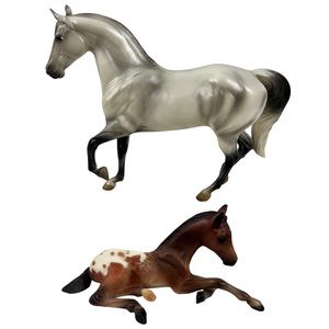 Breyer Model Horse 2013 Mariah Horse Of The Year Horse And Foal Lot Of 2.